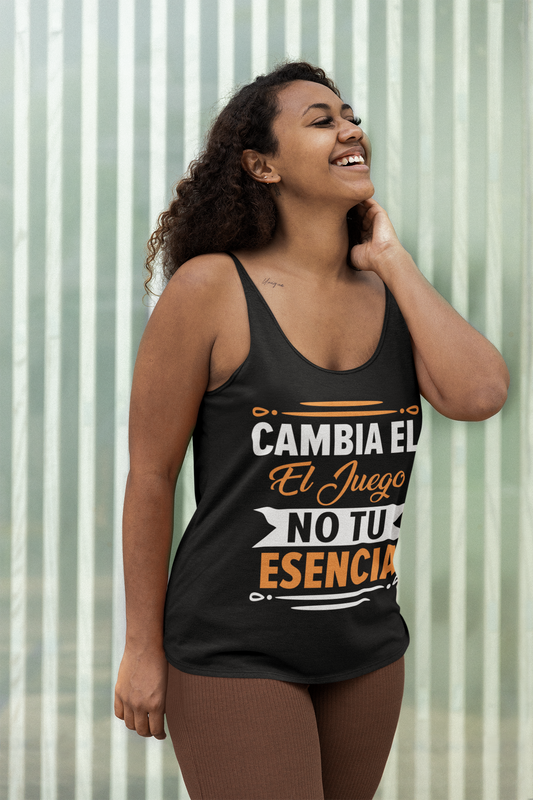 CAMBIA-EL-JUEGO,-NO-TU-ESENCIA Women's Racerback Tank