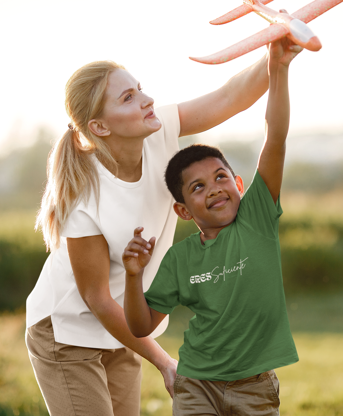 Kids Tee — "Eres Suficiente" Inspirational Spanish Youth T‑Shirt