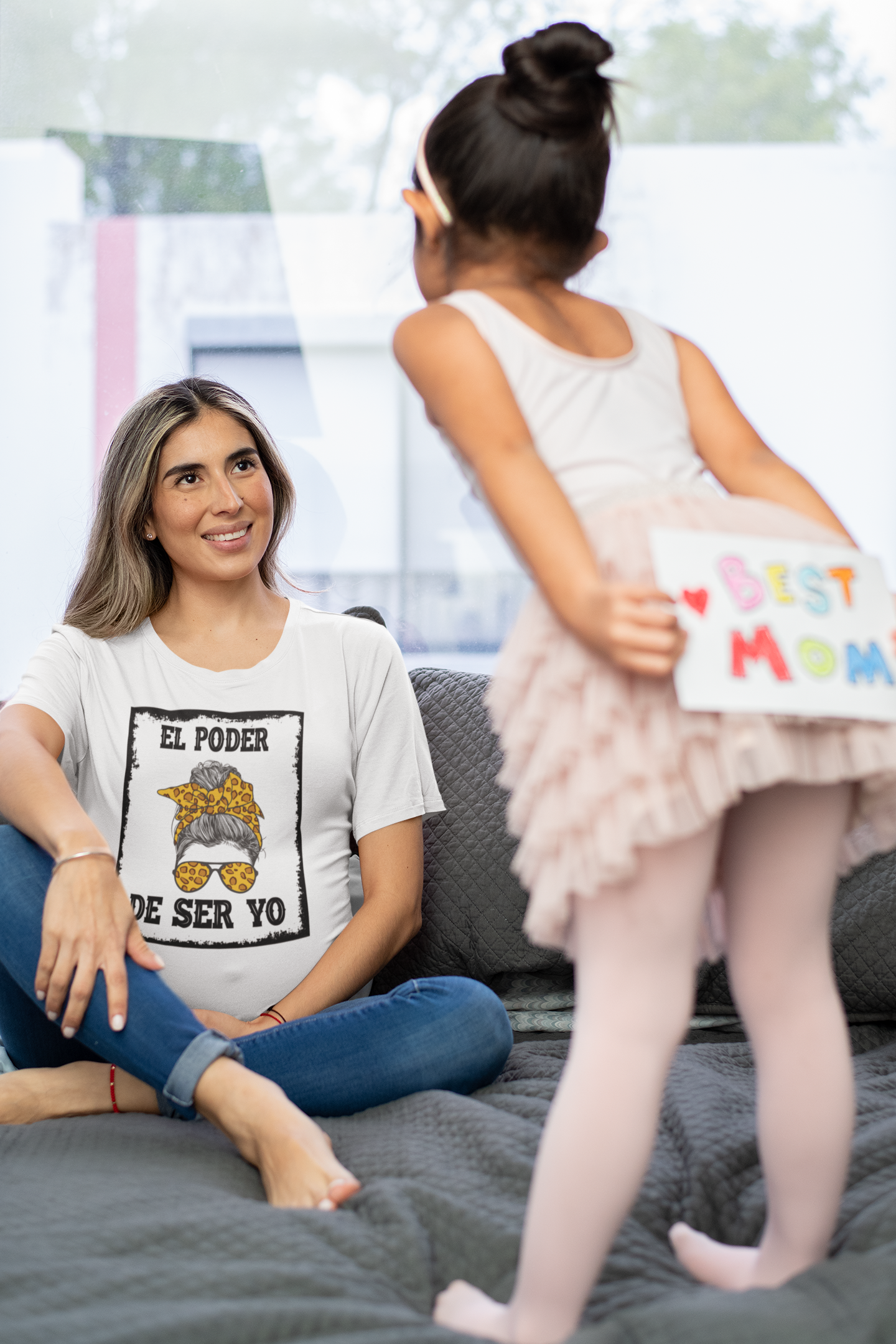 El Poder de Ser Yo T‑Shirt — Empowering Spanish Graphic Tee with Leopard Headscarf