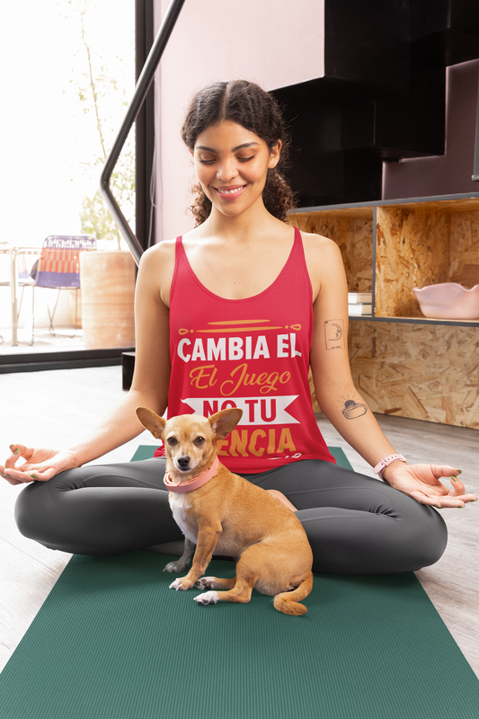 CAMBIA-EL-JUEGO,-NO-TU-ESENCIA Women's Racerback Tank