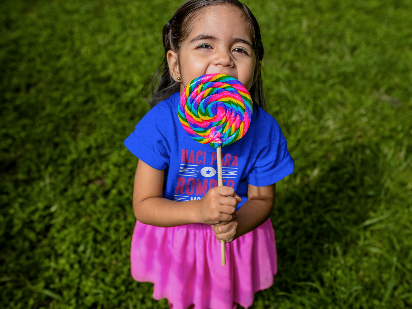 Kids T-Shirt "Nací Para Romper Moldes" – Spanish Bold Statement Tee for Girls & Boys